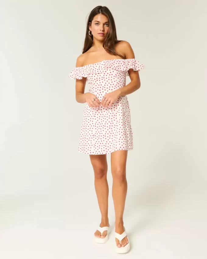 A-linjainen röyhelöinen minimekko A-linjainen röyhelöinen minimekko