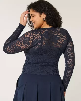 All-Over Lace Crew -toppi