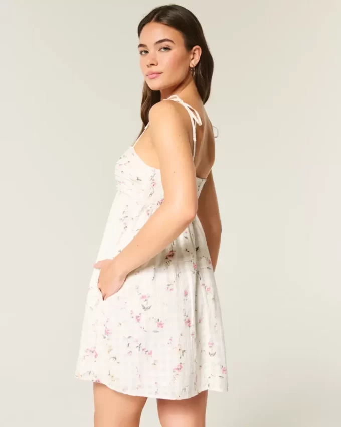 Babydoll solmittava minimekko Babydoll solmittava minimekko