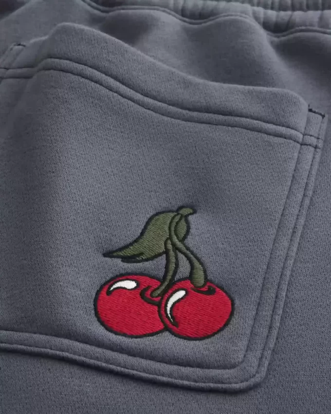 Baggy Cinch Cherry Graphic collegehousut Baggy Cinch Cherry Graphic collegehousut