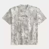Boxy Heavyweight Camo Dodge Challenger SRT Graphic T-paita Boxy Heavyweight Camo Dodge Challenger SRT Graphic T-paita