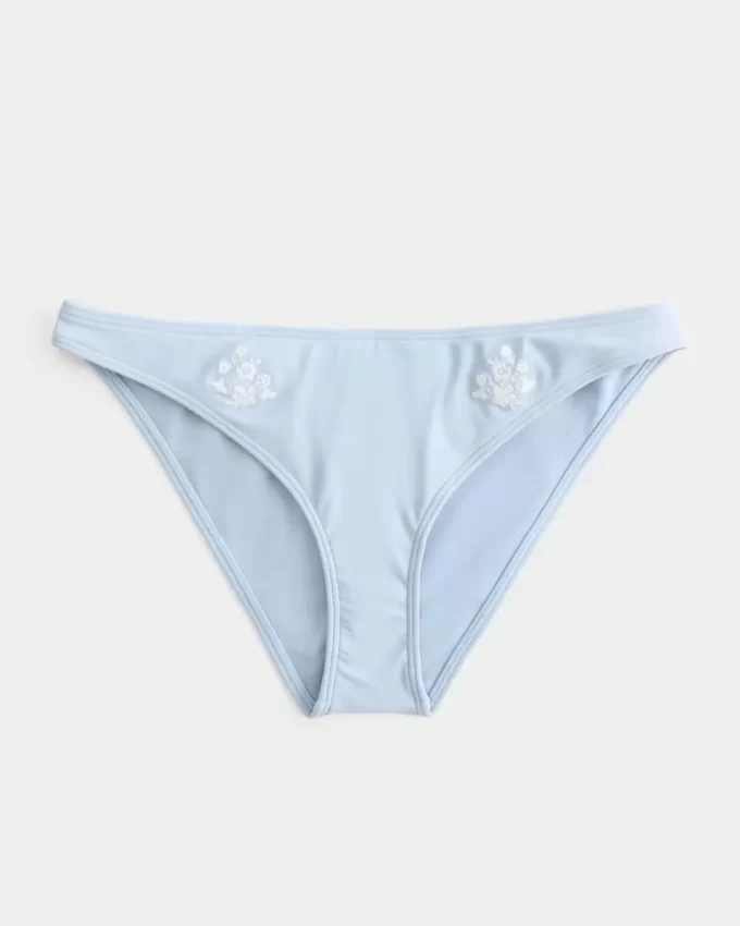 Brodeerattu matalakorkoinen, röyhkeä bikinipohja Brodeerattu matalakorkoinen, röyhkeä bikinipohja