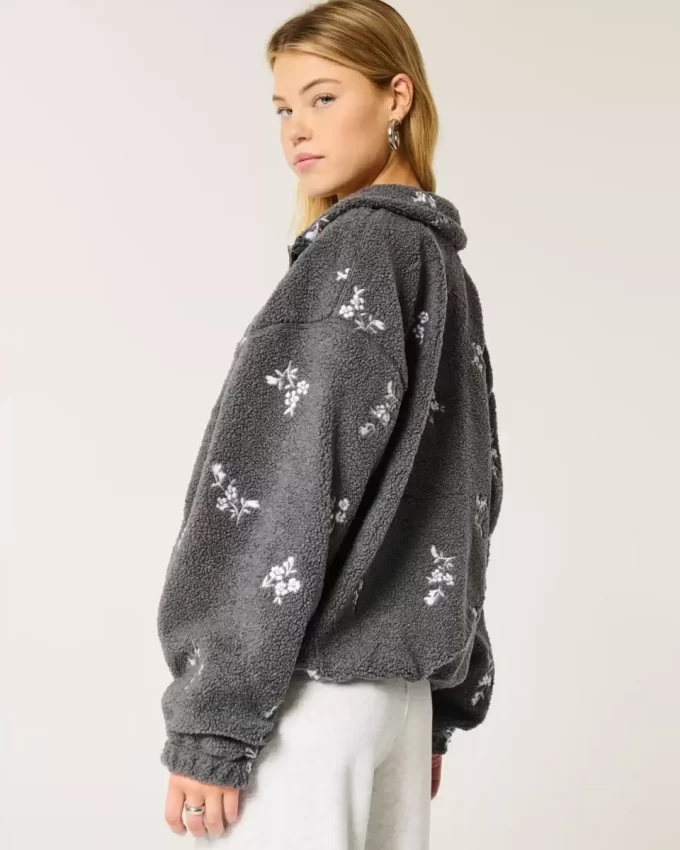 Brodeerattu Sherpa Fleece -takki Brodeerattu Sherpa Fleece -takki