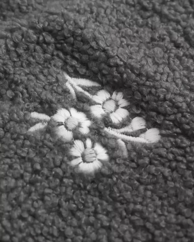 Brodeerattu Sherpa Fleece -takki Brodeerattu Sherpa Fleece -takki