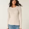 Cable-Knit Heart Crew -villapaita