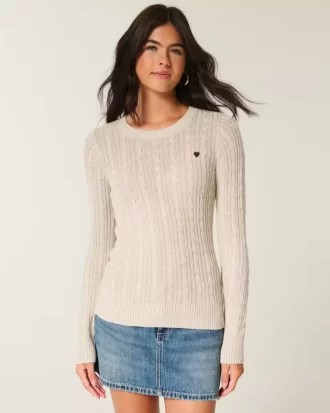 Cable-Knit Heart Crew -villapaita