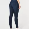 Curvy High-Rise Dark Wash Super Skinny Farkut Curvy High-Rise Dark Wash Super Skinny Farkut