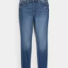 Curvy High-Rise Dark Wash Super Skinny Farkut Curvy High-Rise Dark Wash Super Skinny Farkut