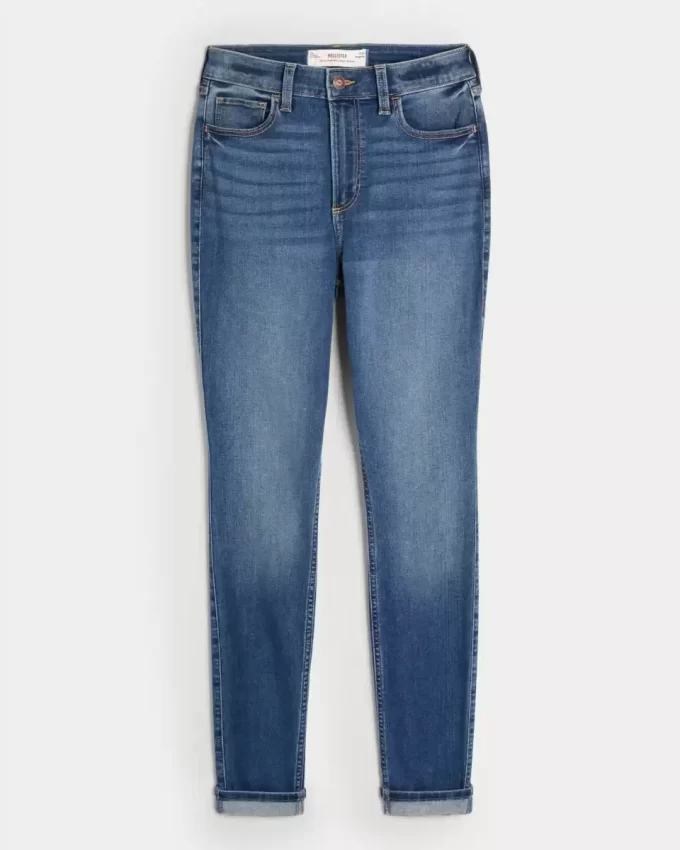 Curvy High-Rise Dark Wash Super Skinny Farkut Curvy High-Rise Dark Wash Super Skinny Farkut