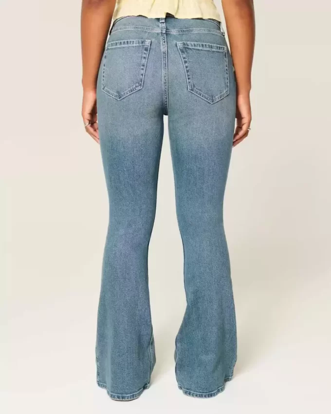 Curvy High-Rise Medium Wash Flare farkut