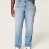 Curvy High-Rise Medium Wash Straight Farkut Curvy High-Rise Medium Wash Straight Farkut