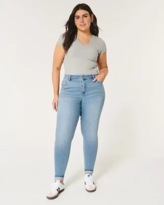 Curvy High-Rise Medium Wash Super Skinny Farkut
