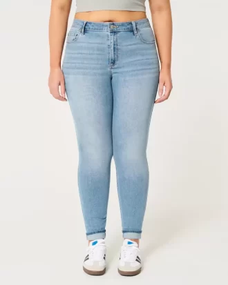 Curvy High-Rise Medium Wash Super Skinny Farkut