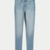 Curvy High-Rise Medium Wash Super Skinny Farkut Curvy High-Rise Medium Wash Super Skinny Farkut