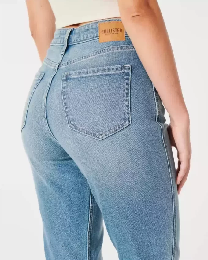 Curvy Ultra High-Rise Medium Wash Mom Farkut Curvy Ultra High-Rise Medium Wash Mom Farkut