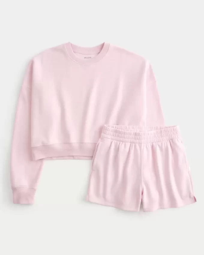 Easy Crew collegepaita ja fleece shortsit -paketti Easy Crew collegepaita ja fleece shortsit -paketti