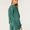 Easy Crew collegepaita ja fleece shortsit -paketti Easy Crew collegepaita ja fleece shortsit -paketti