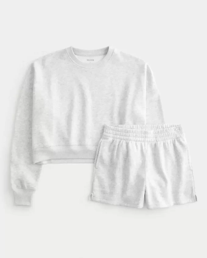 Easy Crew collegepaita ja fleece shortsit -paketti Easy Crew collegepaita ja fleece shortsit -paketti