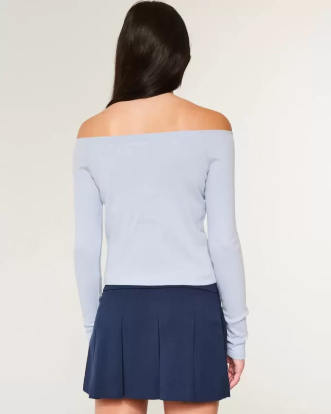 Easy New York Graphic Off-the-Shoulder Top Easy New York Graphic Off-the-Shoulder Top