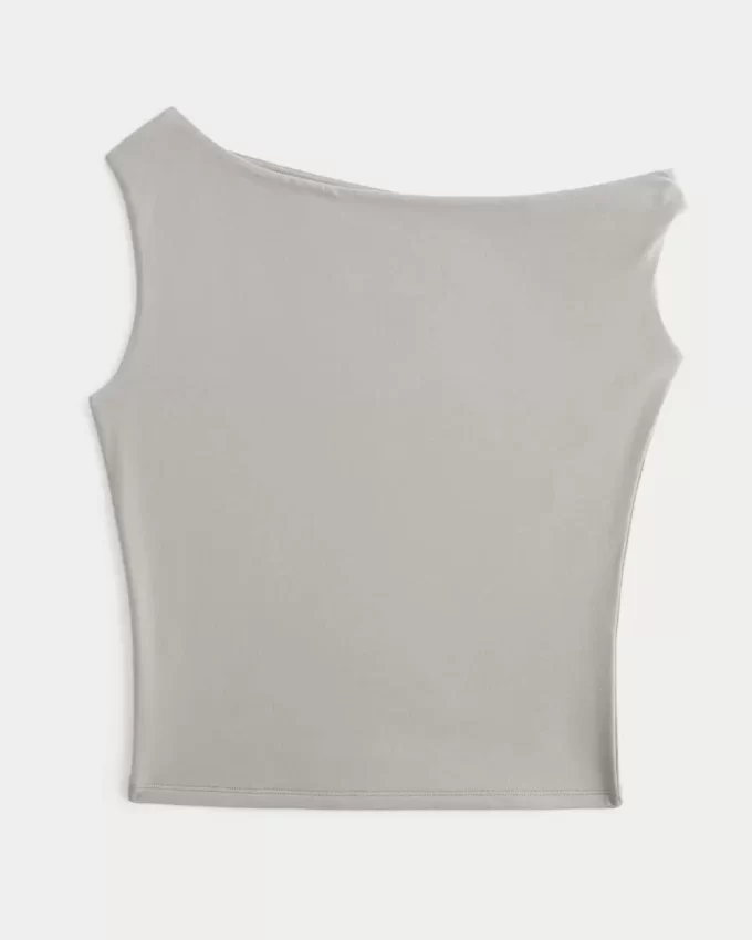 Epäsymmetrinen off-the-olkapäällinen toppi Epäsymmetrinen off-the-olkapäällinen toppi