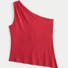 Epäsymmetrinen olkapäällinen toppi