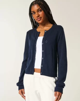 Eyelet Crew -neuletakki