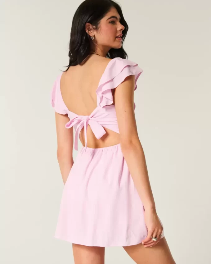 Flutter Sleeve V-vyötäröinen minimekko Flutter Sleeve V-vyötäröinen minimekko