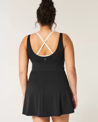 Gilly Hicks Active Boost -kerroksinen mekko