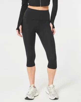 Gilly Hicks Active Recharge Capri -leggingsit