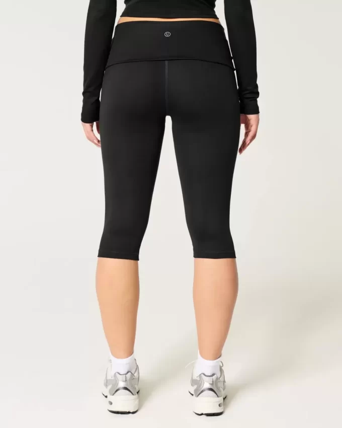 Gilly Hicks Active Recharge Foldover Waist Capri -housut