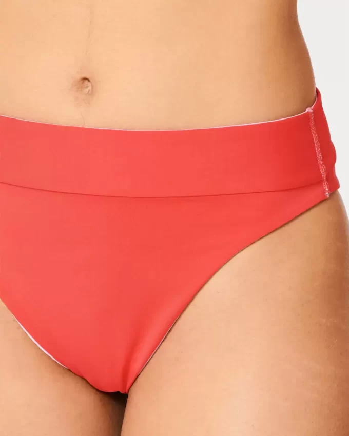 Gilly Hicks Käännettävä korkea jalka korkea vyötäröinen bikinipohja Gilly Hicks Käännettävä korkea jalka korkea vyötäröinen bikinipohja