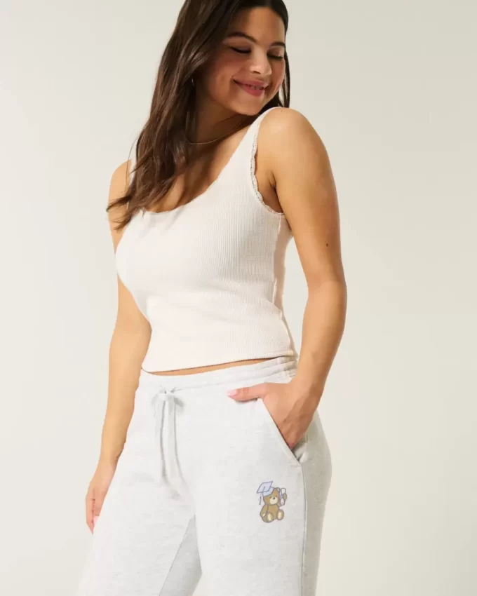 Grad Bear Straight collegehousut Grad Bear Straight collegehousut