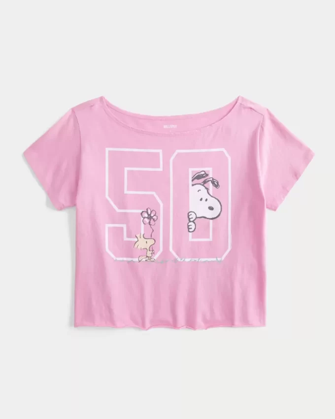 Helppo off-the-shoulder Snoopy Graphic T-paita Helppo off-the-shoulder Snoopy Graphic T-paita