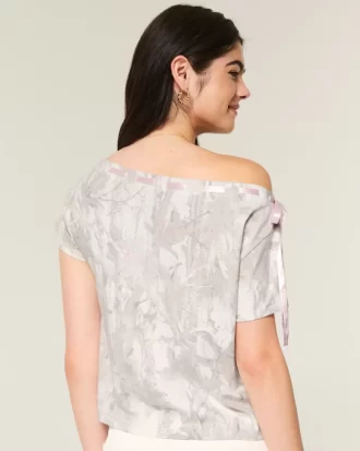 Helppo off-the-shoulder Tie Camo T-paita
