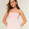 Helppo olkaimeton smocked Babydoll-toppi Helppo olkaimeton smocked Babydoll-toppi