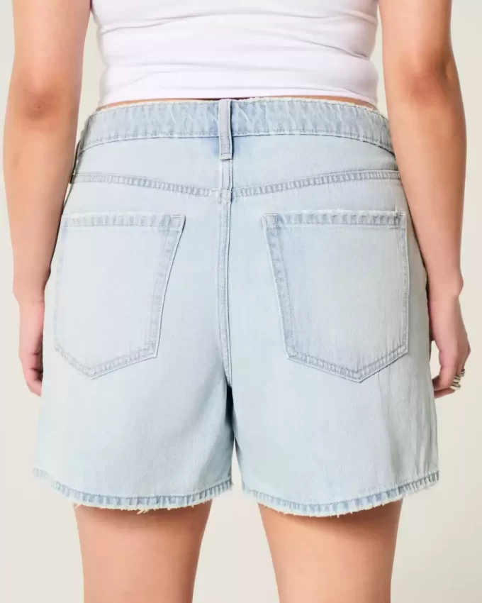 High Rise Light Wash Baggy Denim shortsit 5″ High Rise Light Wash Baggy Denim shortsit 5″