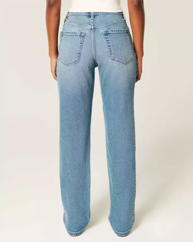 High-Rise Medium Wash Straight Jean High-Rise Medium Wash Straight Jean