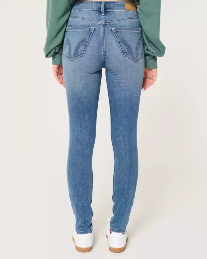 High-Rise Medium Wash Super Skinny Farkut High-Rise Medium Wash Super Skinny Farkut