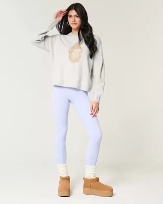 Hollister Comfy Cloud Bunny Graphic Crew -villapaita