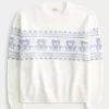 Hollister Comfy Cloud Teddy Bear Graphic Crew -villapaita Hollister Comfy Cloud Teddy Bear Graphic Crew -villapaita