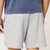 Hollister Feel Good Fleece Reiden puoliväliin ulottuvat Fordin graafiset shortsit Hollister Feel Good Fleece Reiden puoliväliin ulottuvat Fordin graafiset shortsit