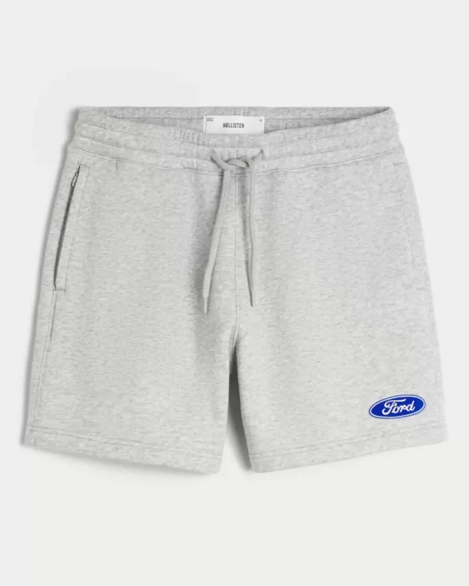 Hollister Feel Good Fleece Reiden puoliväliin ulottuvat Fordin graafiset shortsit Hollister Feel Good Fleece Reiden puoliväliin ulottuvat Fordin graafiset shortsit
