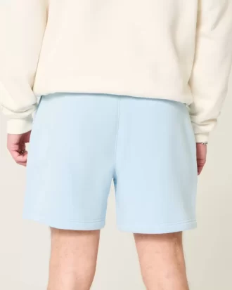 Hollister Feel Good löysät fleece-shortsit