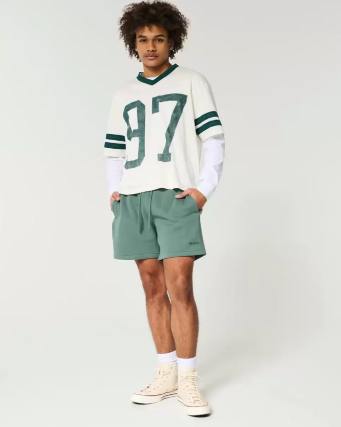 Hollister Feel Good löysät fleece-shortsit Hollister Feel Good löysät fleece-shortsit