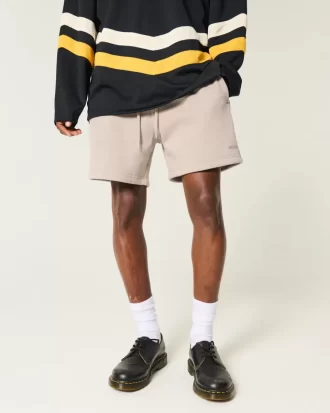 Hollister Feel Good löysät fleece-shortsit