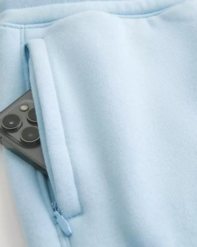 Hollister Feel Good löysät fleece-shortsit Hollister Feel Good löysät fleece-shortsit