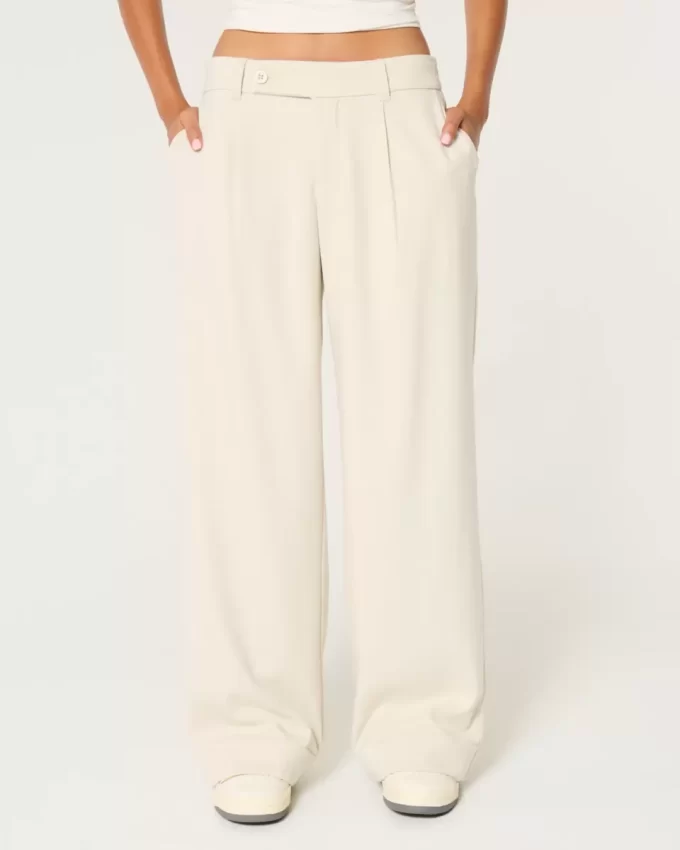 Hollister Livvy matalat leveälahkeiset housut Hollister Livvy matalat leveälahkeiset housut