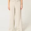 Hollister Livvy matalat leveälahkeiset housut Hollister Livvy matalat leveälahkeiset housut