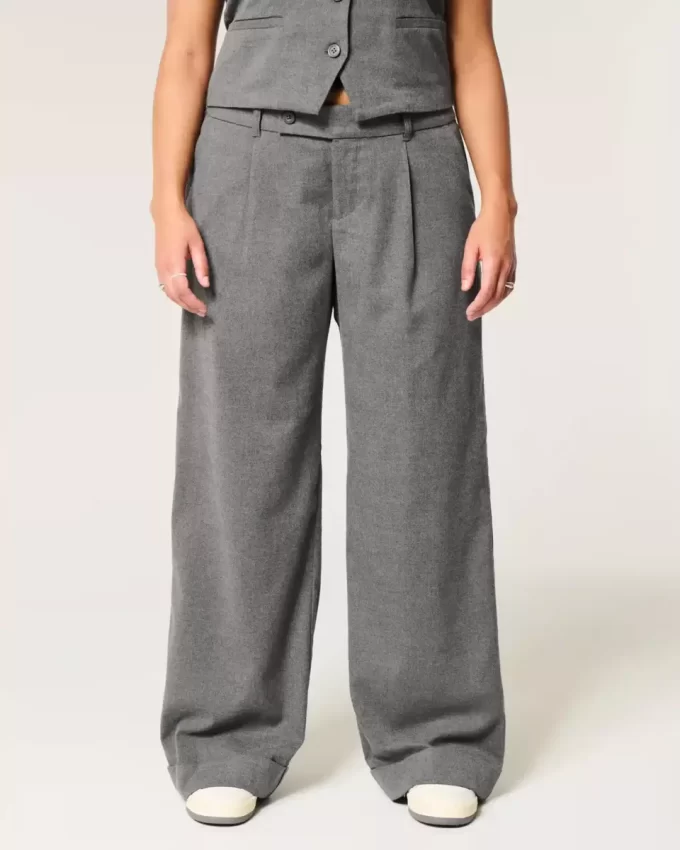 Hollister Livvy matalat leveälahkeiset housut Hollister Livvy matalat leveälahkeiset housut