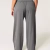 Hollister Livvy matalat leveälahkeiset housut Hollister Livvy matalat leveälahkeiset housut